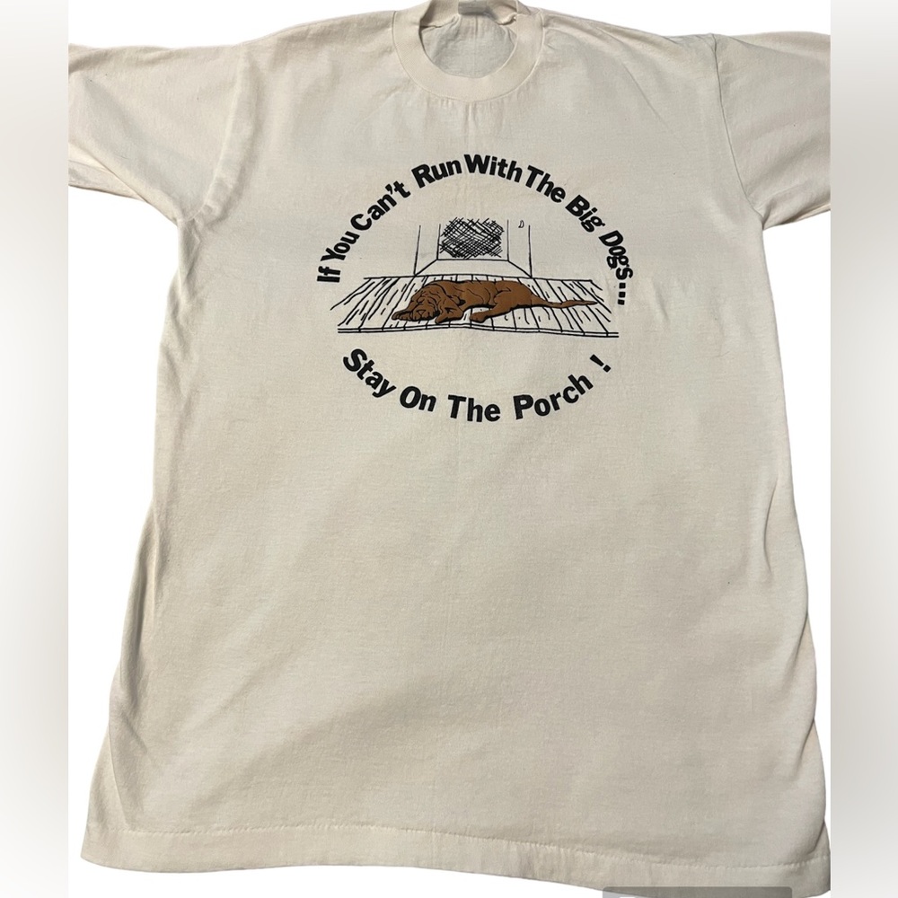 Vintage single stich tshirt raised picture size M